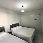 Ap 1 Quarto Prox A Feirinha, Mercados E Beira Mar